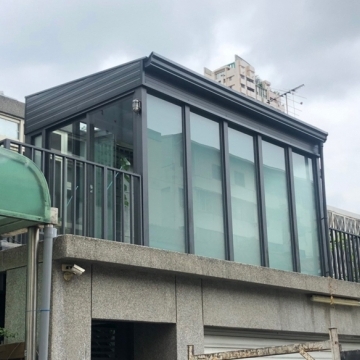 台中市 日式建築玻璃屋